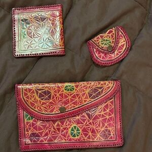Unk Vibrant Geometric Leather Key & Card Holder Set - Red, Gold, Green
